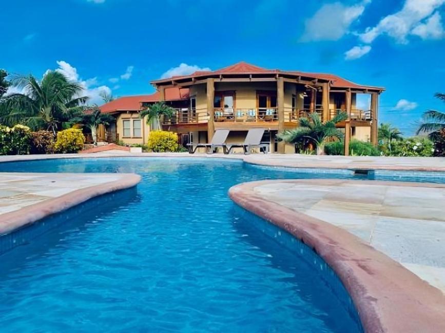 Villa Serenity San Pedro  Luaran gambar